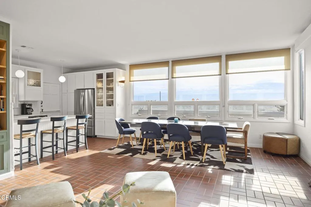 27-web-or-mls-UpmarketMedia_3541Ocean-60