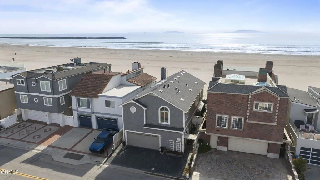 68-web-or-mls-UpmarketMedia_3541Ocean_AE