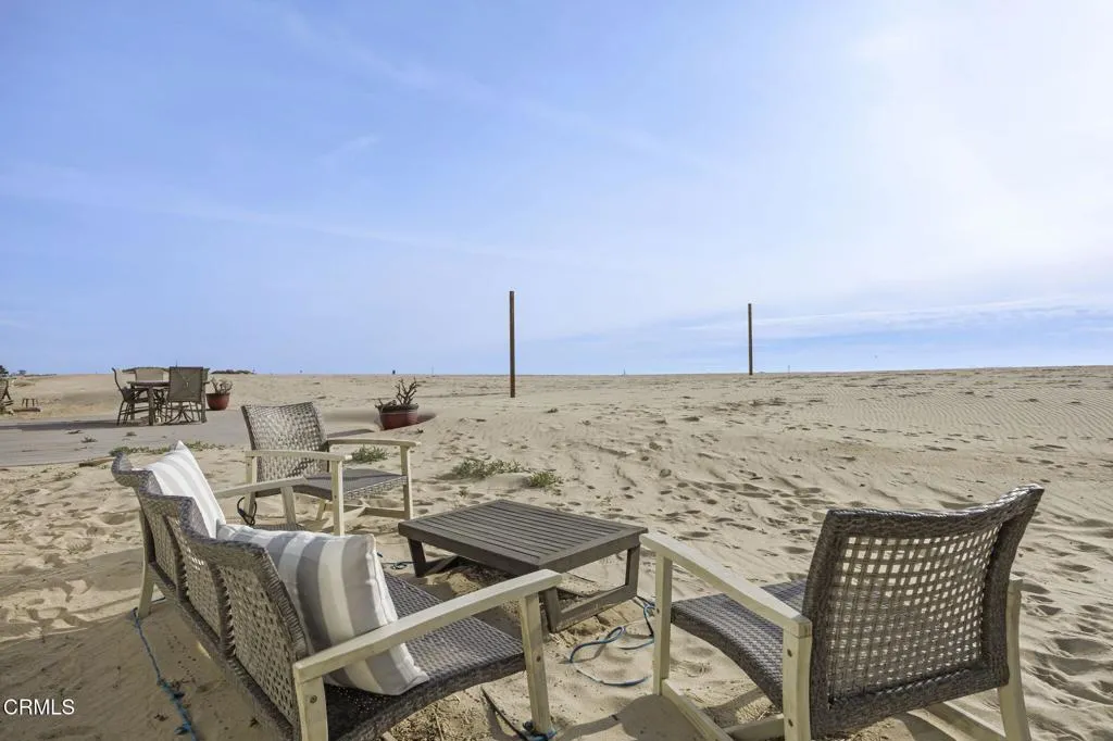 18-web-or-mls-UpmarketMedia_3541Ocean-8