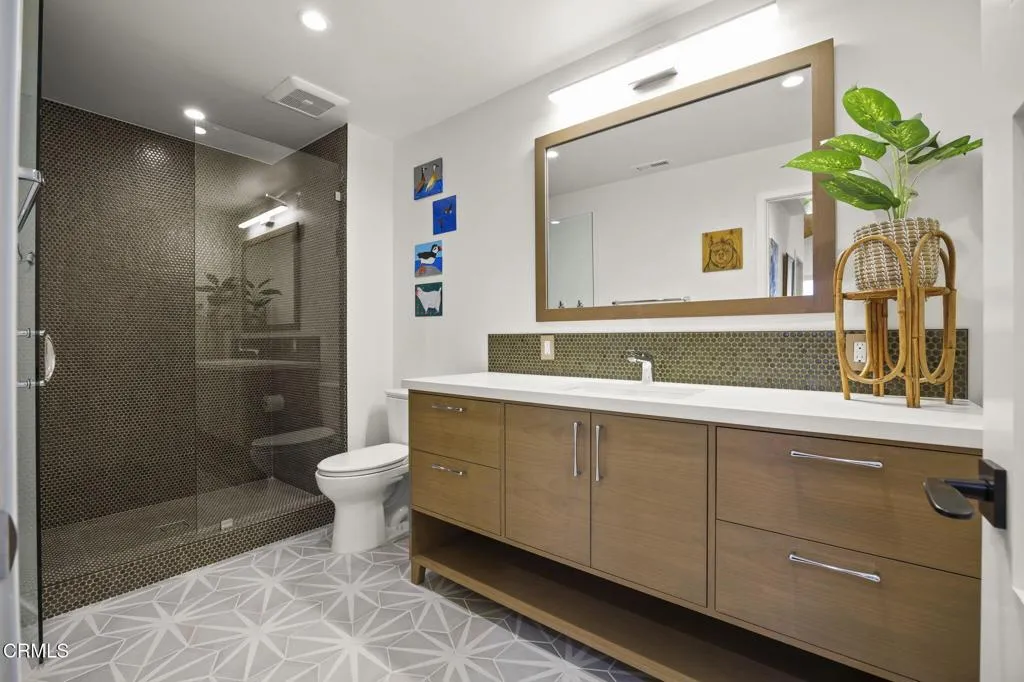 65-web-or-mls-UpmarketMedia_3541Ocean-16