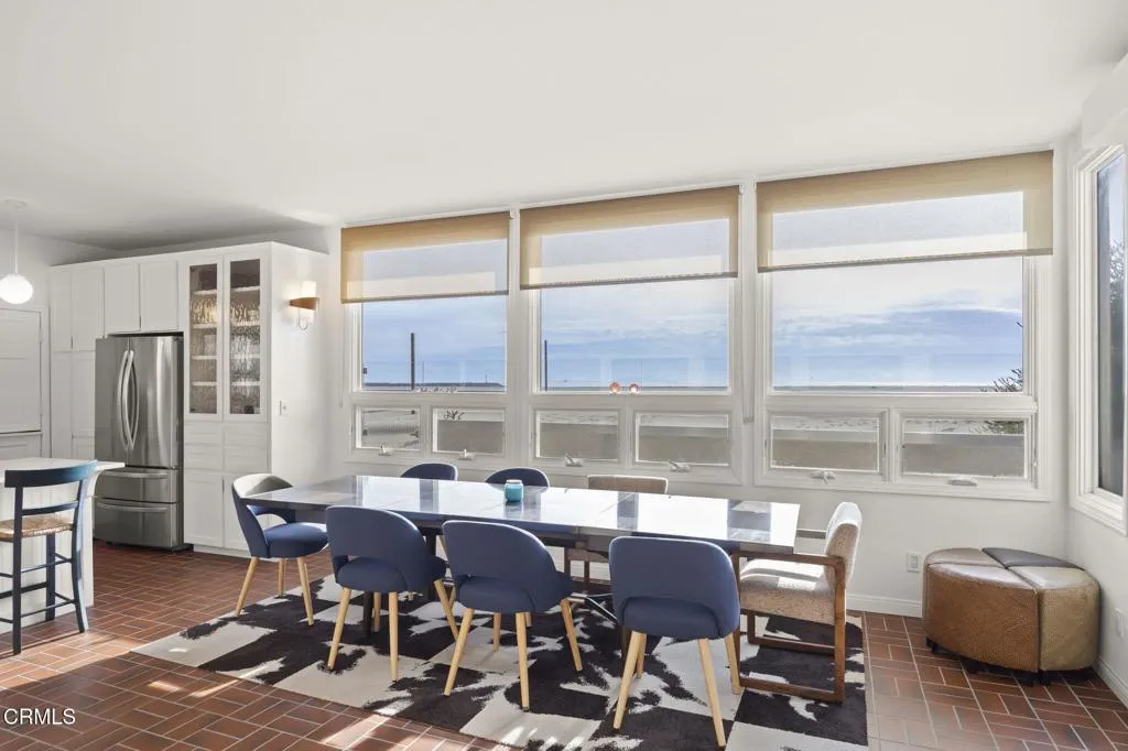 30-web-or-mls-UpmarketMedia_3541Ocean-48