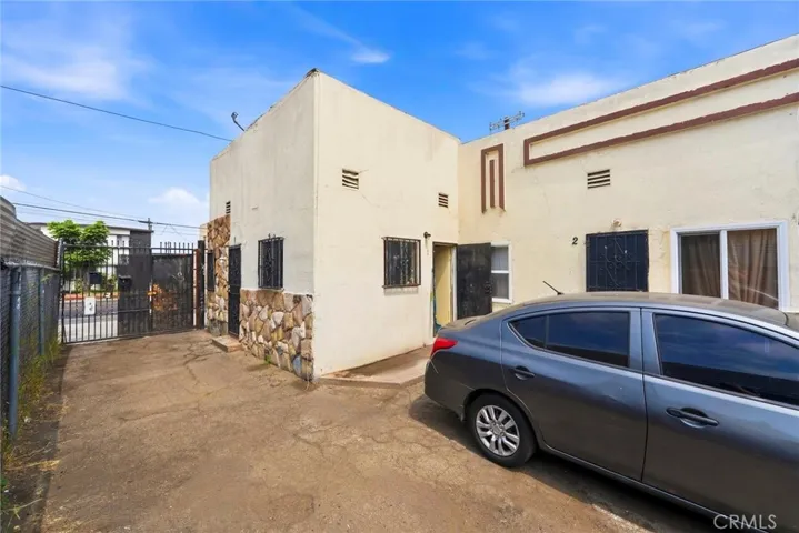 8706 Avalon, Los Angeles, California 90003