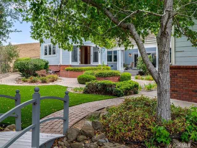 162 Twin Ridge Court, San Luis Obispo, California 93405