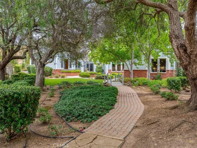 162 Twin Ridge Court, San Luis Obispo, California 93405