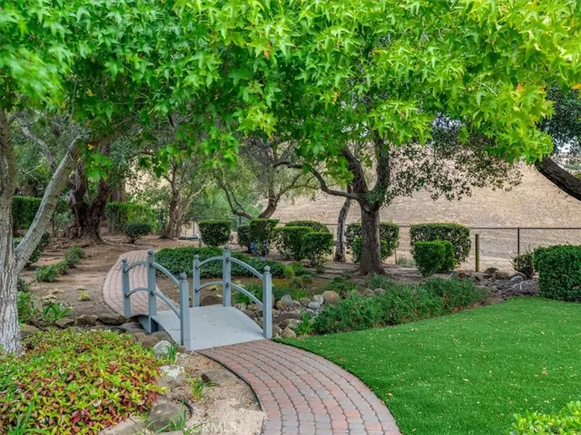 162 Twin Ridge Court, San Luis Obispo, California 93405