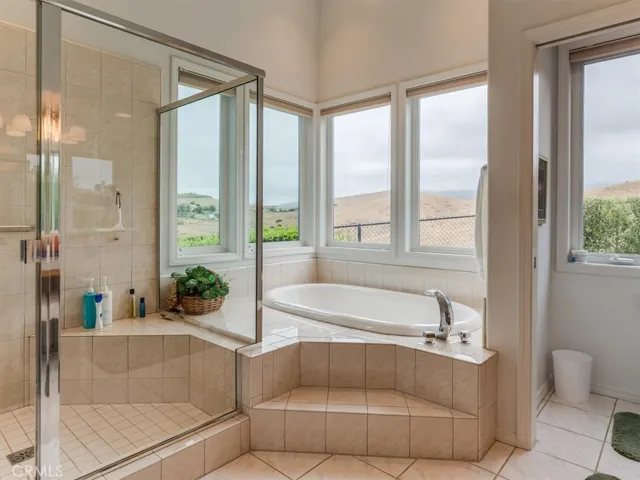 162 Twin Ridge Court, San Luis Obispo, California 93405