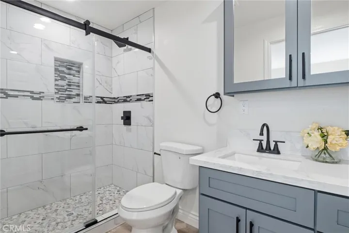 5711 Rocket, Lakewood, California 90713