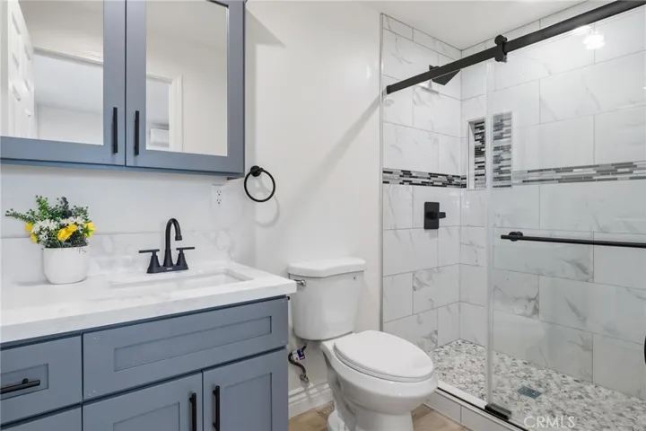 5711 Rocket, Lakewood, California 90713
