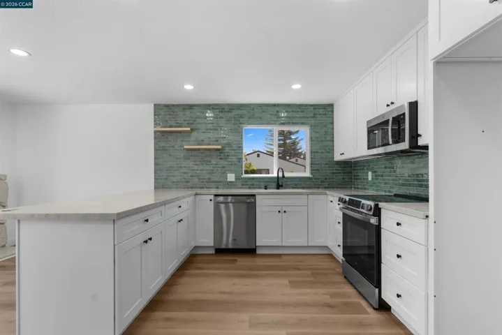 12 Merrimac Pl, Pittsburg, California 94565
