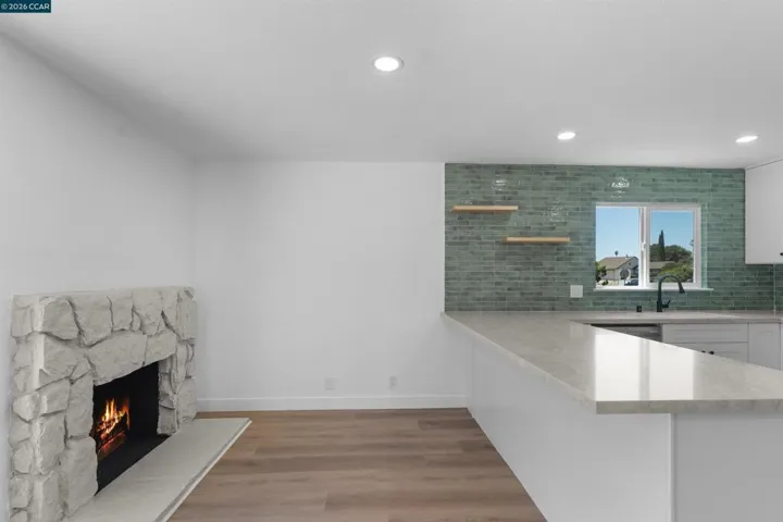 12 Merrimac Pl, Pittsburg, California 94565