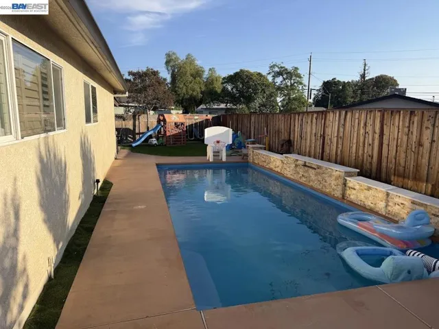 883 Brennan Way, Livermore, California 94550