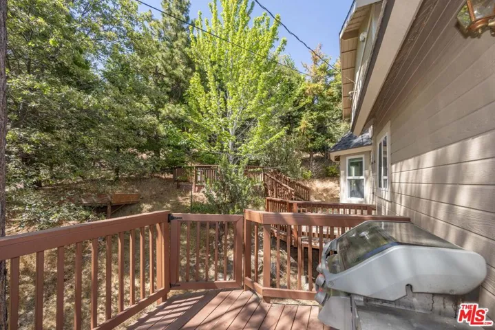 743 Bishorn Drive, Lake Arrowhead, California 92352