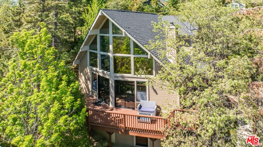 743 Bishorn Drive, Lake Arrowhead, California 92352