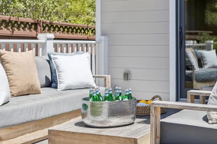 1021 Cortez Avenue, Burlingame, California 94010