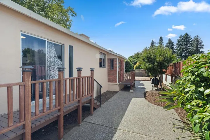 101 King Street, Redwood City, California 94062