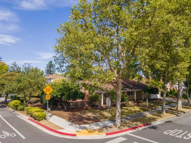 101 King Street, Redwood City, California 94062