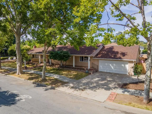 101 King Street, Redwood City, California 94062