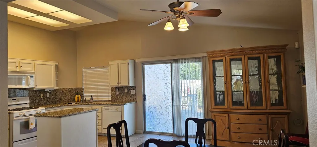 13385 Monterey, Victorville, California 92392