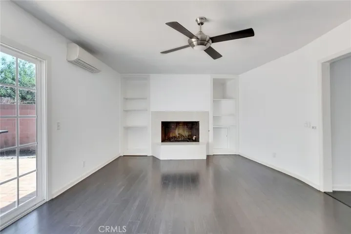 Virtual fire; fireplace does not have a gas line