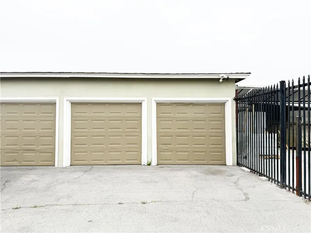 1330 S Reservoir Street, Pomona, California 91766