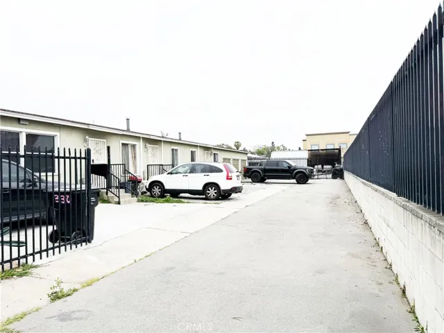 1330 S Reservoir Street, Pomona, California 91766