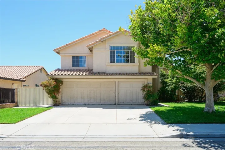 44501 Sandhurst Lane, Lancaster, California 93536