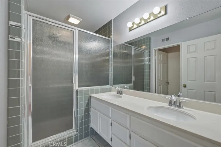 44501 Sandhurst Lane, Lancaster, California 93536