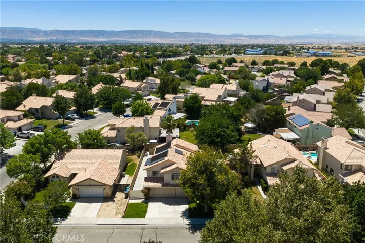 44501 Sandhurst Lane, Lancaster, California 93536