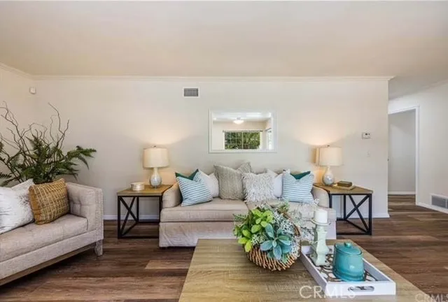 12872 Chaplet, Santa Ana, California 92705