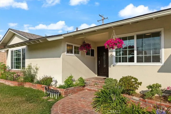 12872 Chaplet, Santa Ana, California 92705