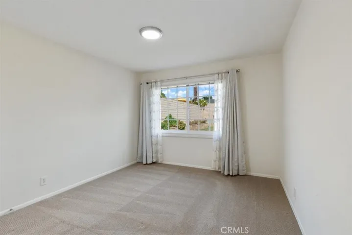 2nd bedroom.