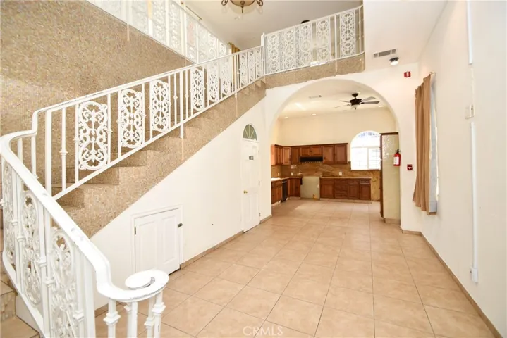 14103 Fonthill Avenue, Hawthorne, California 90250
