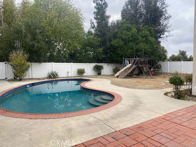 2129 El Rancho, Fullerton, California 92833