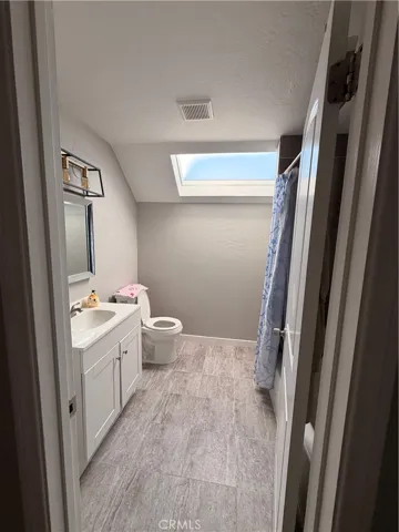 3205 Durrwood, Bakersfield, California 93304