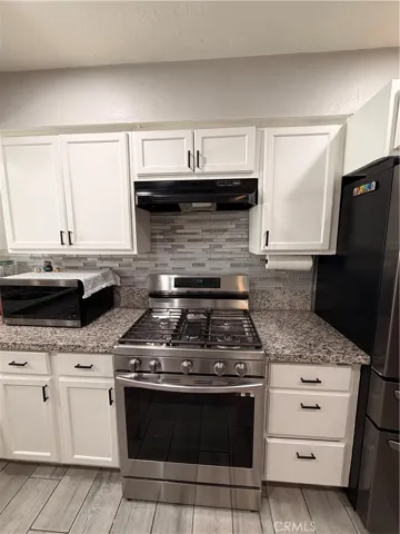 3205 Durrwood, Bakersfield, California 93304