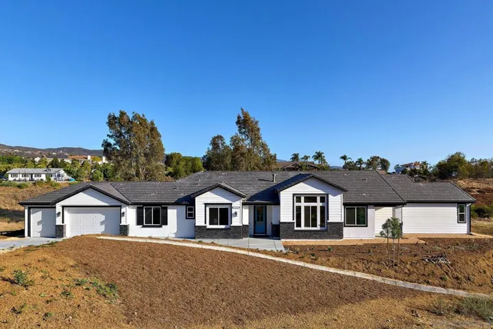39301 Corte Venture, Temecula, California 92592