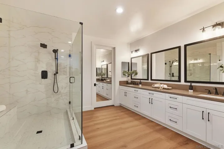 39301 Corte Venture, Temecula, California 92592