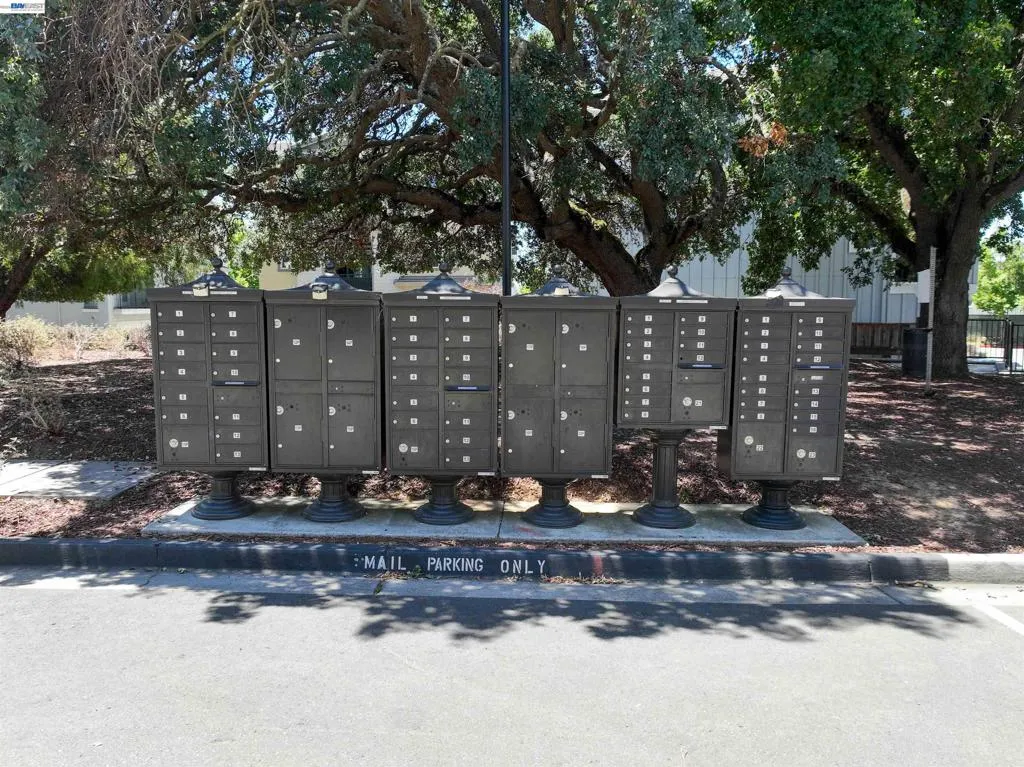 Mailbox