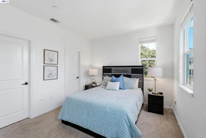 3rd Floor En-Suite Bedroom