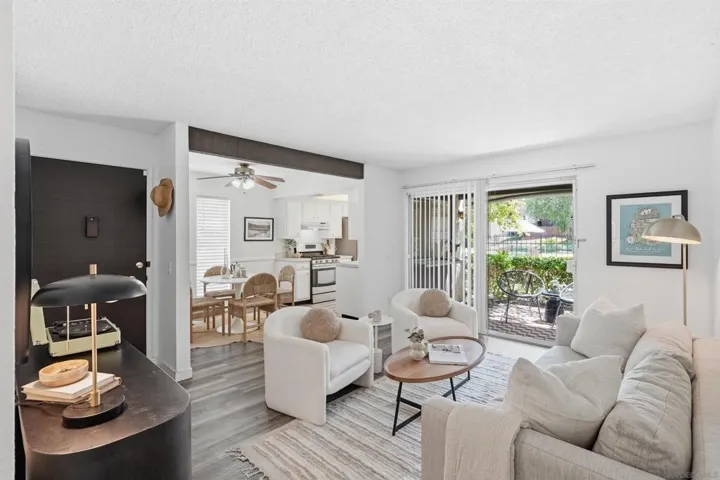 6878 Navajo Rd 111, San Diego, California 92119