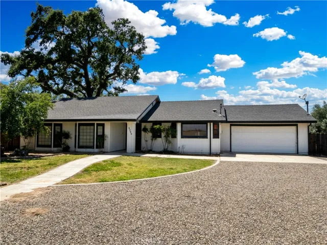 3289 Fresno, Le Grand, California 95333