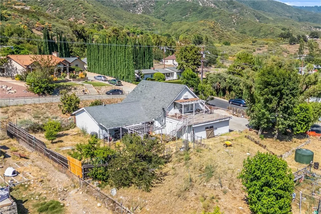 810 Hillyfield Lane, San Bernardino, California 92407 — photo 5