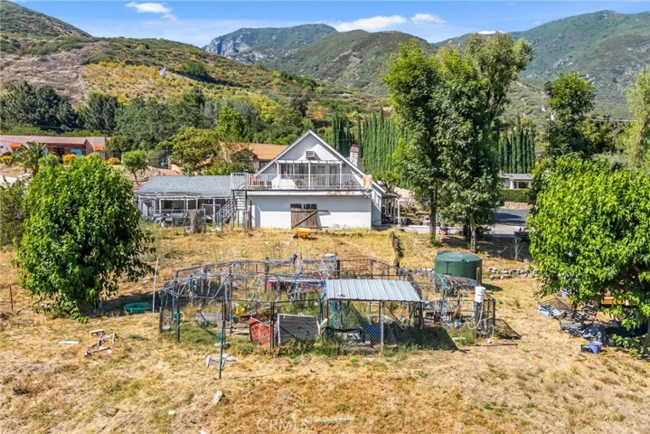 810 Hillyfield Lane, San Bernardino, California 92407
