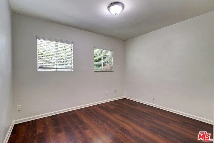 15601 Morrison Street, Encino, California 91403