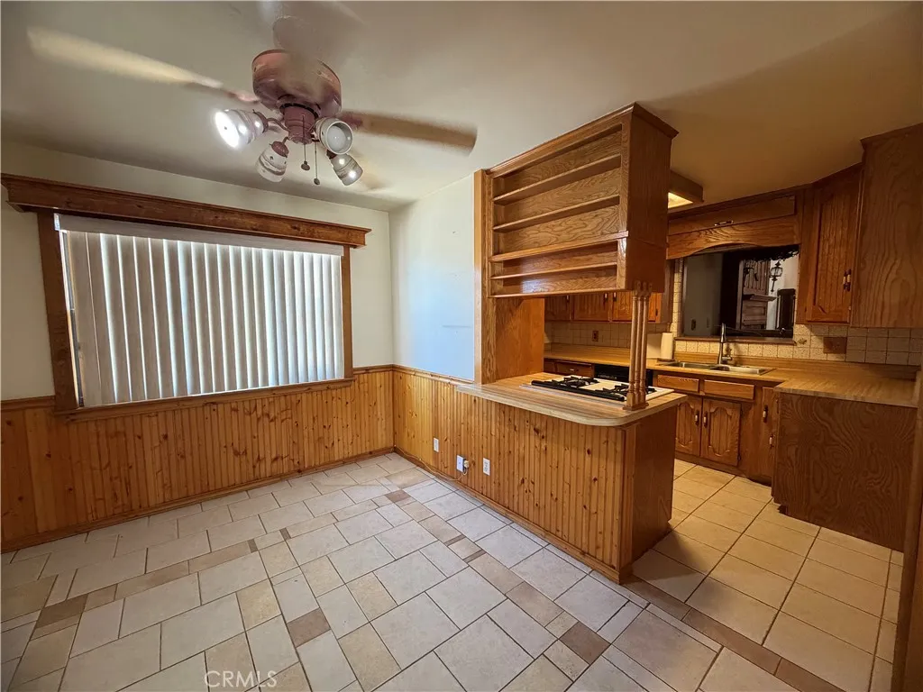 650 Yucca Avenue, Barstow, California 92311 — photo 4