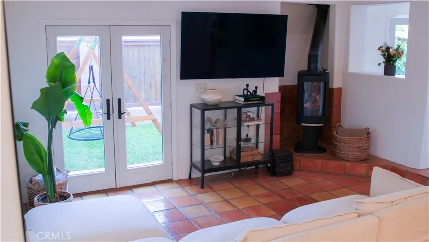 Living Room Looking Towards Private Back Yard