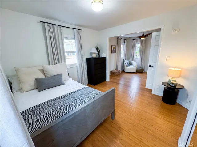 Bery Large Upstairs Bedroom #2