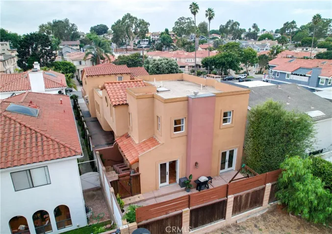 Arial View of Back Of Unit