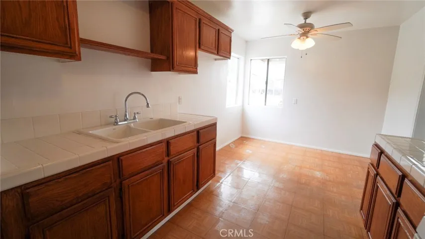 907 E Francis, La Habra, California 90631