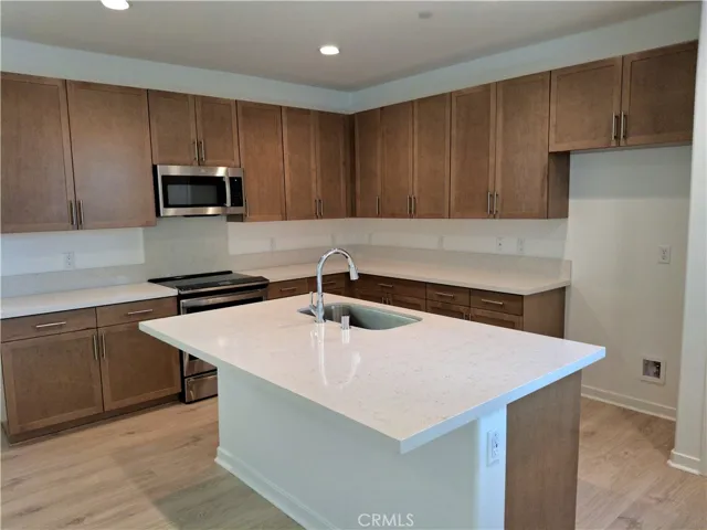 31353 Osage Trail, Winchester, California 92596